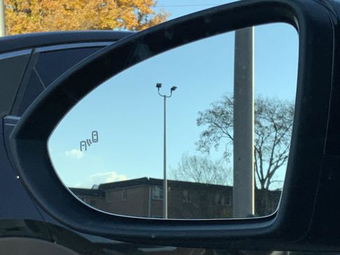 Used 2025 Volkswagen Jetta Sport image 27