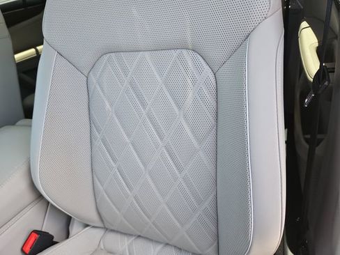 Used 2024 Volkswagen Atlas SEL Premium R-Line AWD/4WD image 14
