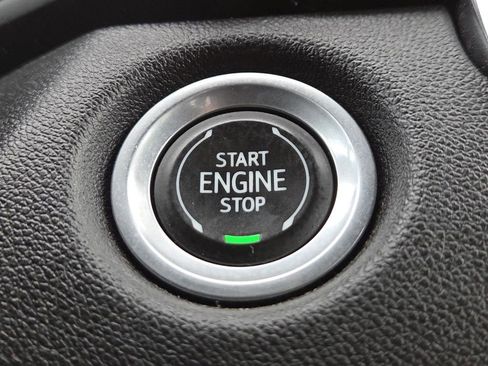 Used 2023 Chevrolet Colorado W/T image 31