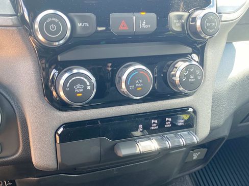 New 2026 RAM 1500 Warlock AWD/4WD image 25
