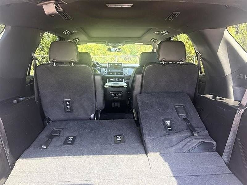 Used 2022 Chevrolet Tahoe Z71 AWD/4WD image 34