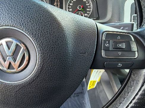 Used 2012 Volkswagen Eos Komfort FWD image 19