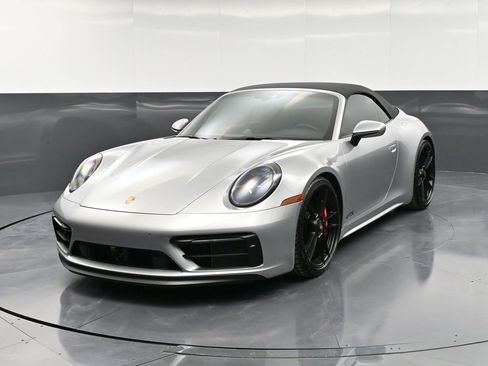 Certified 2024 Porsche 911 Carrera 4 GTS image 6