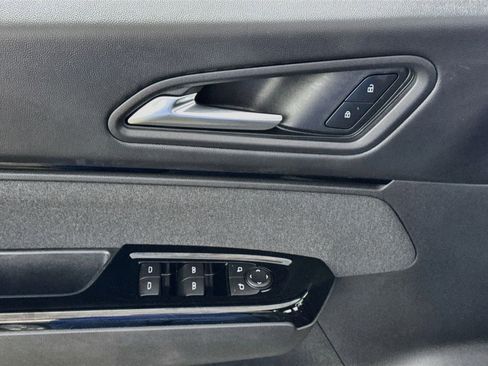 Used 2025 Honda Prologue EX image 18