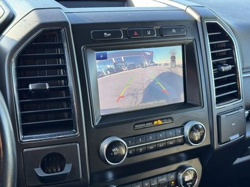 Used 2020 Ford Expedition Limited image 28