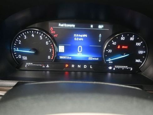 Used 2022 Ford Explorer Limited w/ Equipment Group 301A RWD image 8
