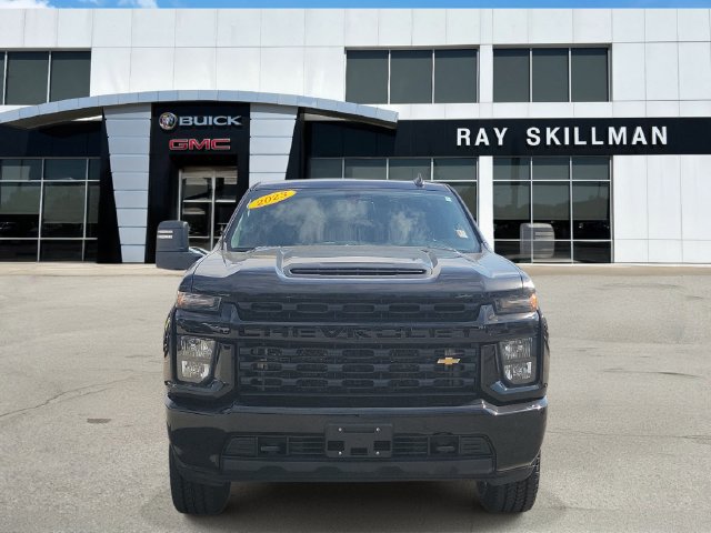 Used 2023 Chevrolet Silverado 2500 Custom w/ Custom Value Package AWD/4WD image 2