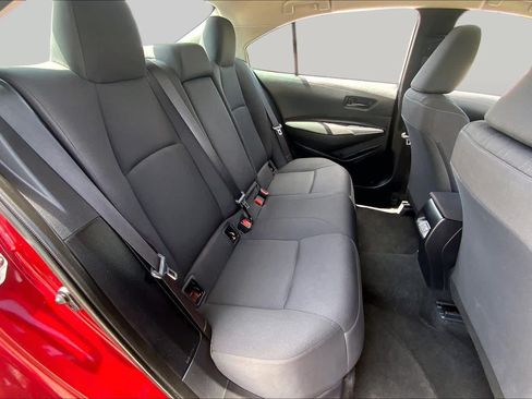 Used 2025 Toyota Corolla LE FWD image 19