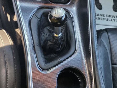 Used 2015 Dodge Challenger R/T Plus RWD image 18