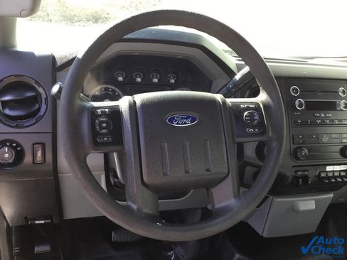 Used 2015 Ford F250 XL w/ Power Equipment Group image 38