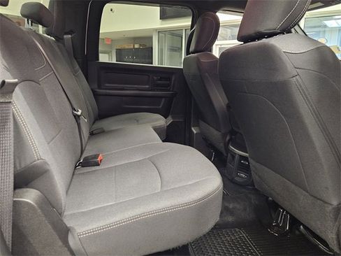 Used 2021 RAM 5500 Tradesman w/ Chrome Appearance Group image 16