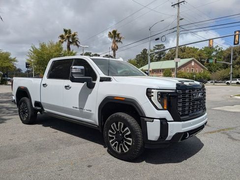 New 2026 GMC Sierra 2500 Denali Ultimate image 2