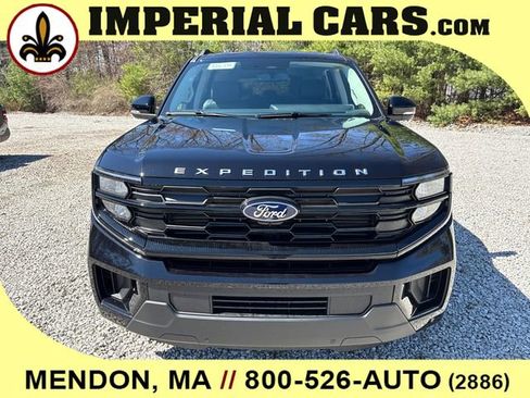 New 2026 Ford Expedition Active AWD/4WD image 3