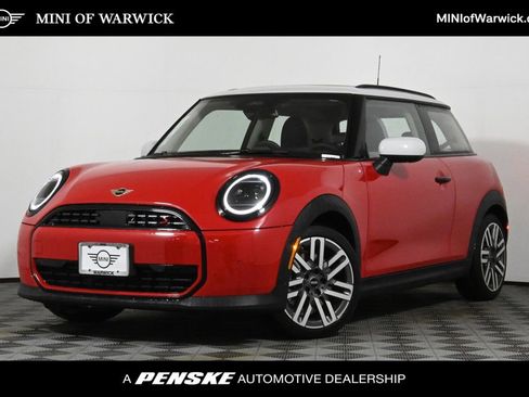 Used 2025 MINI Cooper S image 1