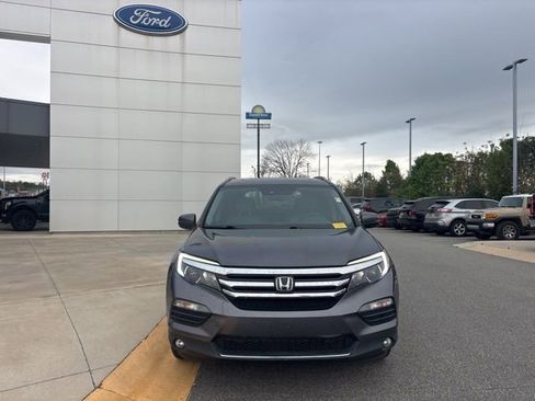 Used 2017 Honda Pilot Elite image 8