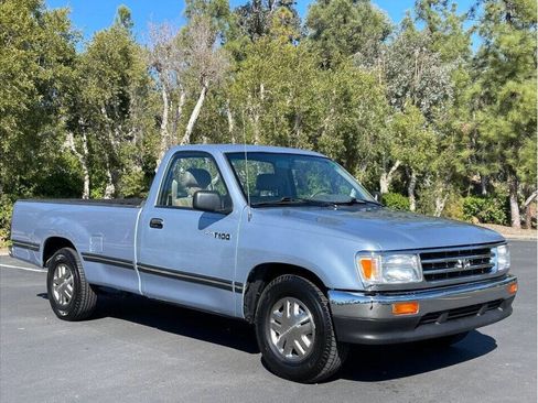 Used 1993 Toyota T100 2WD Regular Cab image 1