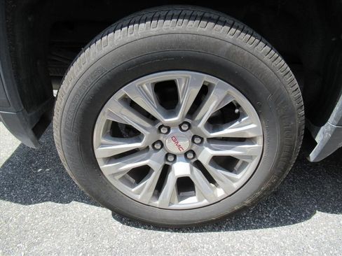 Used 2022 GMC Sierra 1500 Denali image 5