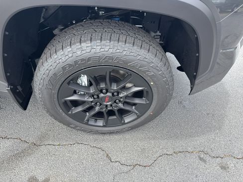 New 2026 Toyota Tundra Limited AWD/4WD image 10