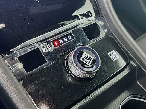 New 2025 Jeep Grand Cherokee Limited RWD image 12