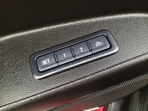 Used 2018 GMC Yukon Denali w/ Open Road Package image 19