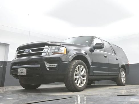 Used 2017 Ford Expedition EL Limited w/ Equipment Group 301A AWD/4WD image 29