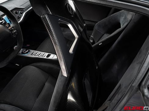Used 2022 Ford GT RWD image 46