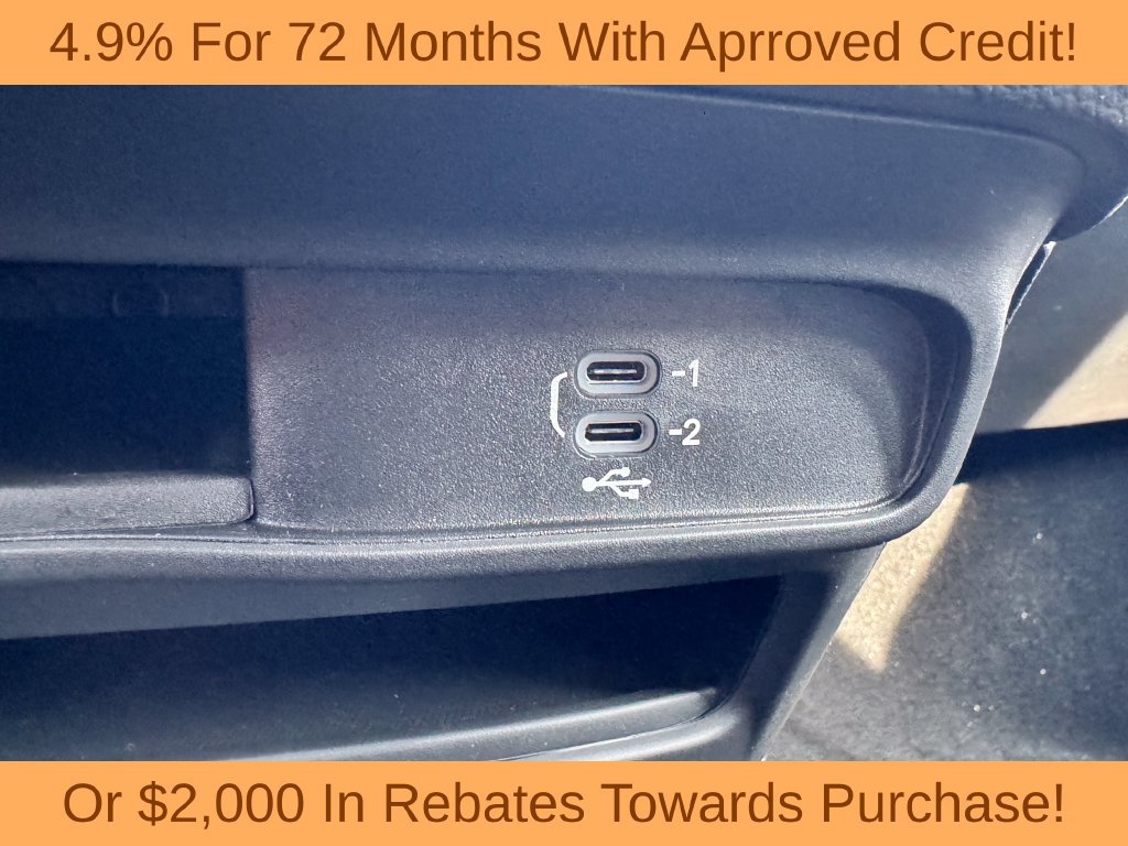 New 2027 Chrysler Pacifica Select FWD image 19