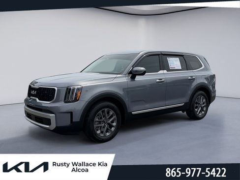 Used 2023 Kia Telluride LX FWD image 1