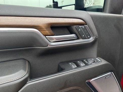 Certified 2024 Chevrolet Silverado 2500 High Country w/ High Country Premium Package image 18