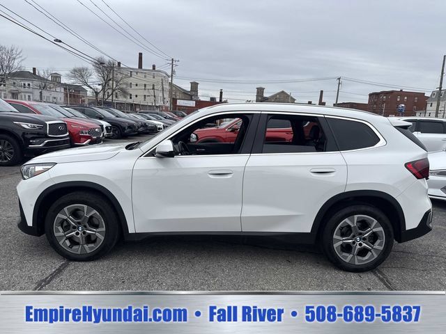 Used 2023 BMW X1 xDrive28i AWD/4WD image 11
