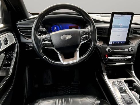 Used 2020 Ford Explorer Platinum w/ Premium Technology Package AWD/4WD image 5
