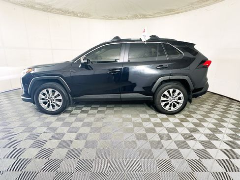 Used 2025 Toyota RAV4 XLE Premium FWD image 6