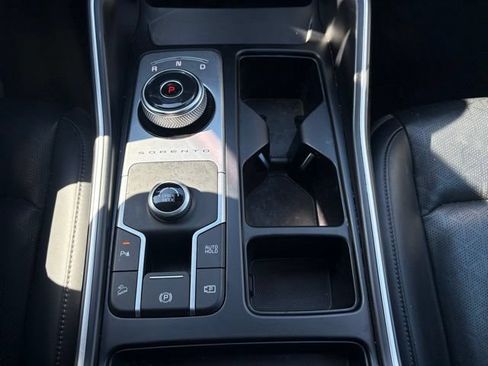 Used 2021 Kia Sorento EX FWD image 33