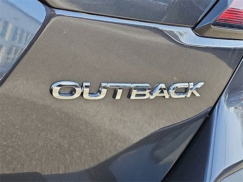 Used 2022 Subaru Outback Premium image 32