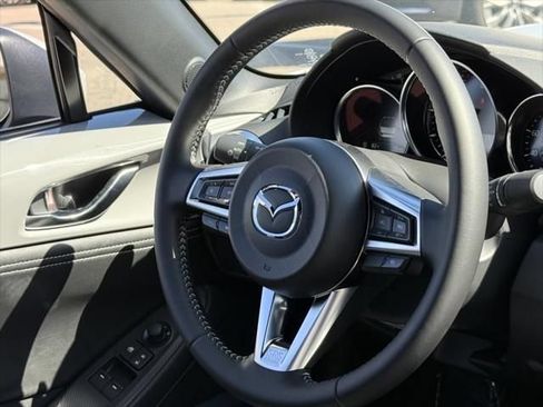 Used 2025 MAZDA MX-5 Miata Grand Touring w/ Appearance Package RWD image 20