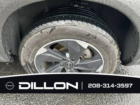 Used 2025 Nissan Rogue SV AWD/4WD image 28