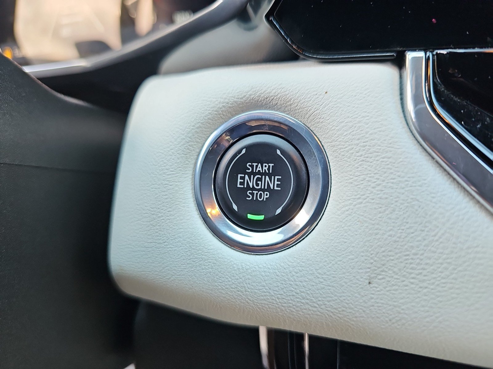 Used 2024 GMC Canyon AT4X AWD/4WD image 28