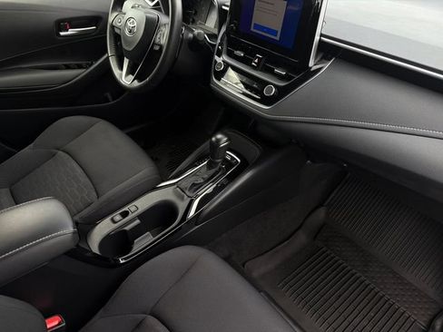 Used 2024 Toyota Corolla SE FWD image 16