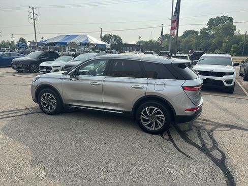 Used 2024 Lincoln Corsair AWD w/ Equipment Group 101A image 8