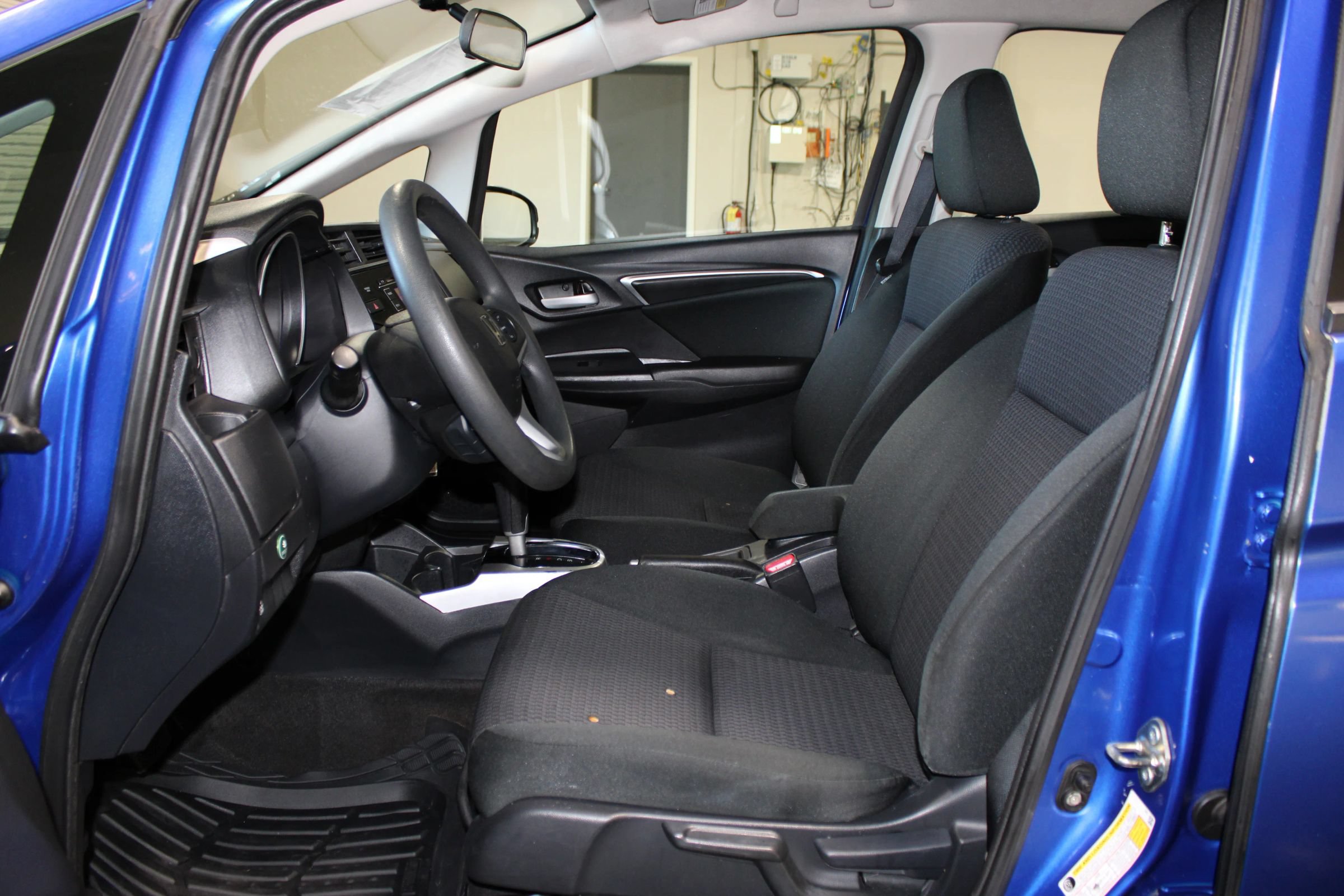 Used 2019 Honda Fit LX image 8