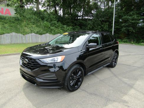 Used 2024 Ford Edge SE w/ Black Appearance Package AWD/4WD image 8