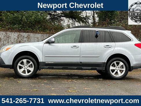 Used 2013 Subaru Outback 2.5i Premium w/ All-Weather Pkg image 8