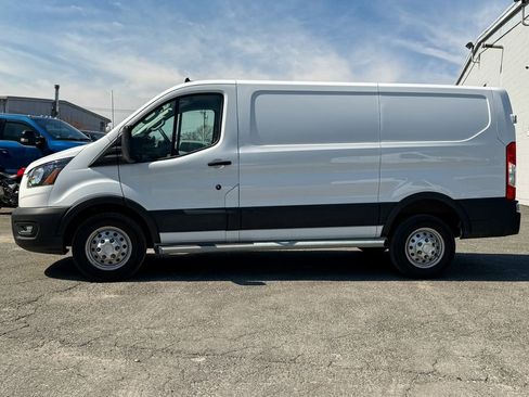Certified 2024 Ford Transit 250 Low Roof AWD w/ Exterior Upgrade Package image 6