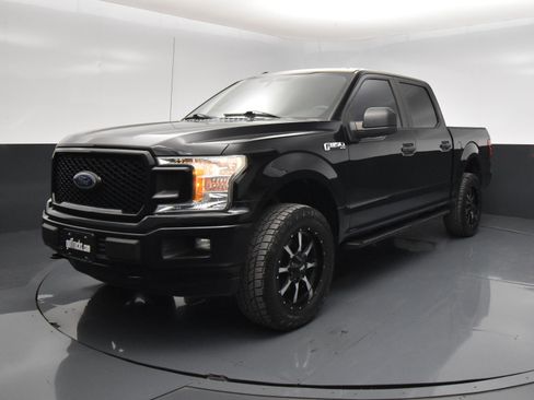 Used 2019 Ford F150 XL w/ Equipment Group 101A Mid AWD/4WD image 2