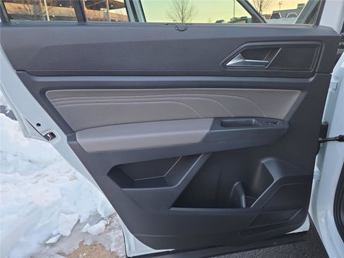 Certified 2023 Volkswagen Atlas SEL image 25