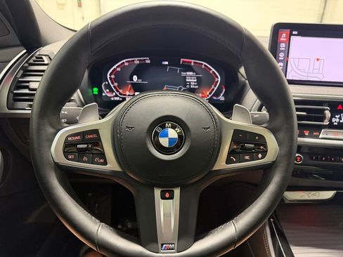 Used 2025 BMW X4 xDrive30i w/ Premium Package AWD/4WD image 11