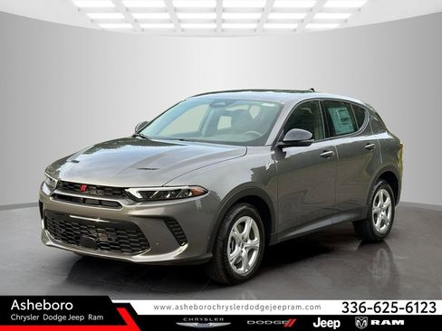 New 2025 Dodge Hornet GT w/ Tech Pack image 1