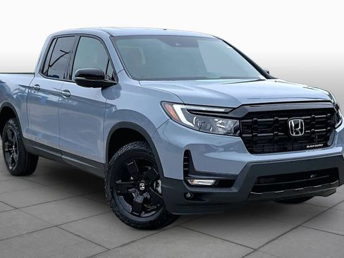 New 2026 Honda Ridgeline Black Edition image 2