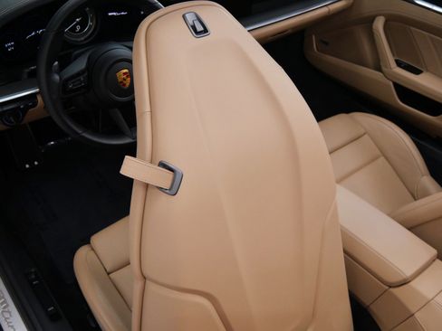 Used 2023 Porsche 911 Cabriolet AWD/4WD image 25
