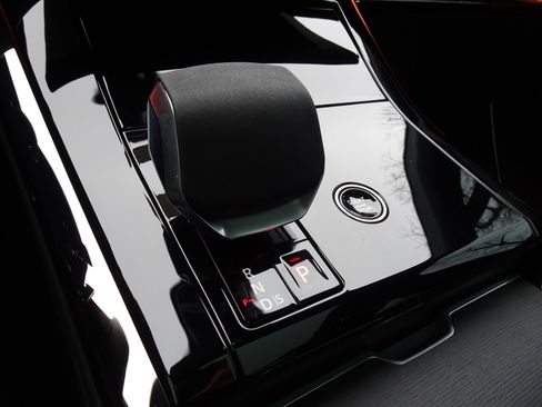 Certified 2025 Land Rover Range Rover Sport Dynamic SE image 28